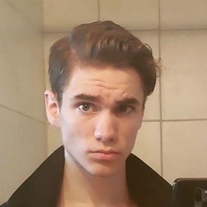 Meet your Posher, Jean-baptiste